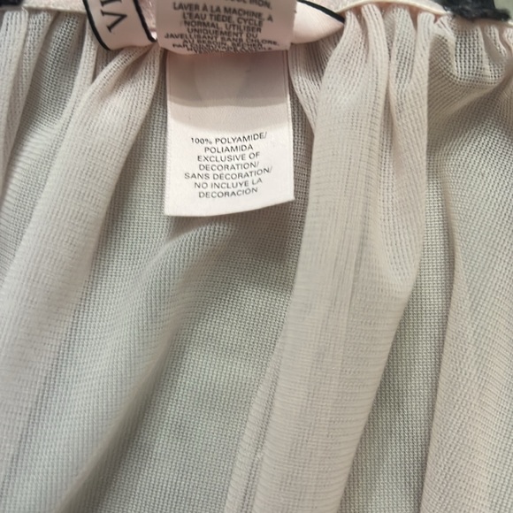 Victoria’s Secret Lingerie Slip - Picture 9 of 11